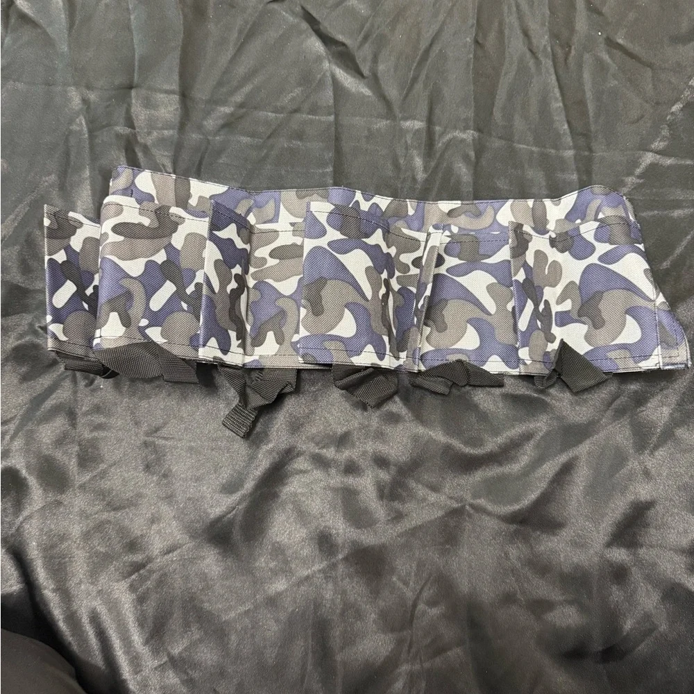 Adjustable Camouflage Beer Belt - 6 Pack Holder